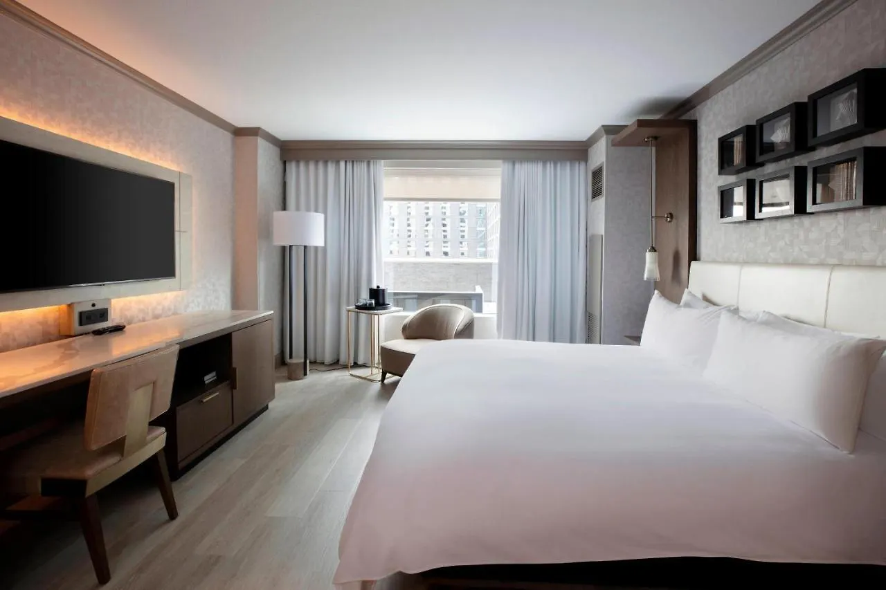 Louisville Marriott Downtown 4*,